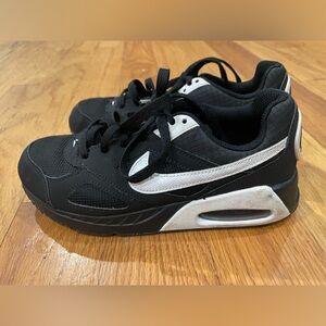 Nike Kids Black and White Sneakers